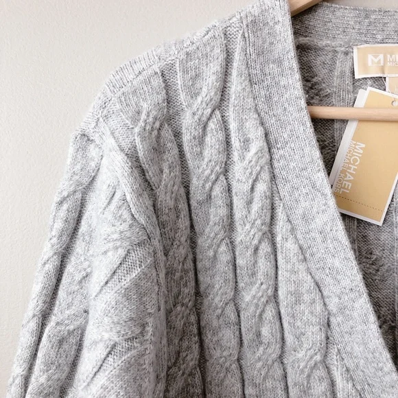 ❗SOLD ❗ Michael Kors Grey cardigan LG cable knit women's sweater - Picture 5 of 14